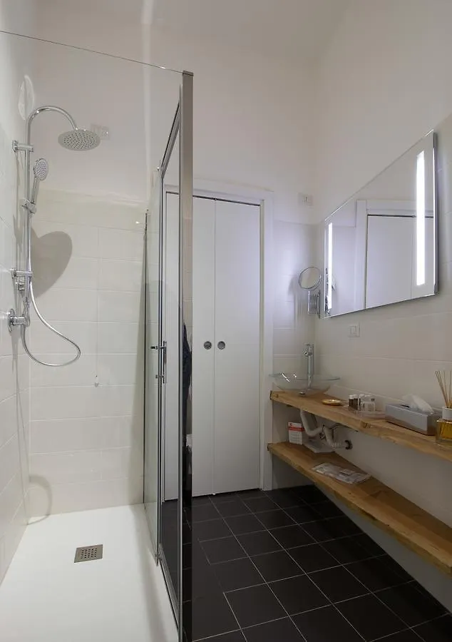 Suite San Babila Deluxe Milano Daire